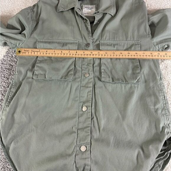 Abercrombie and Fitch shirt womens Sz Small snap front army green shacket cotton - Picture 5 of 11